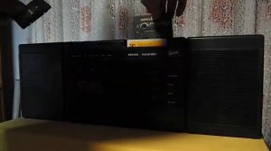 Любопытный магнитофон Graetz  R 304 с секретным карманом