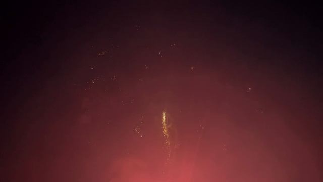 SB 194 новогодний праздник 0.8х100 залпов