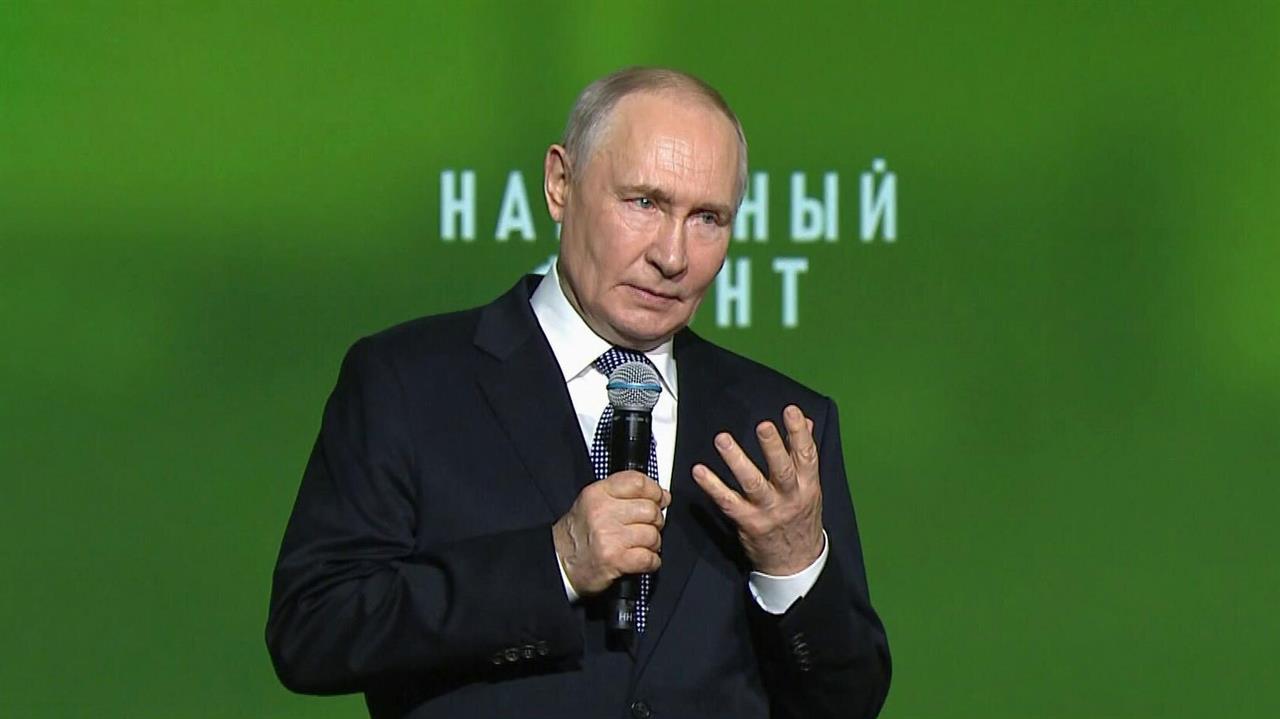 Президент принял участие в форуме Народного фронта "Все для Победы!". смотреть онлайн
