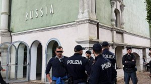 Еврокомиссия предложила прекратить финансирование Венецианской биеннале