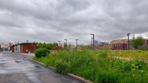Тёплая летняя прогулка под дождём по набережной Москвы и Музеону 😌