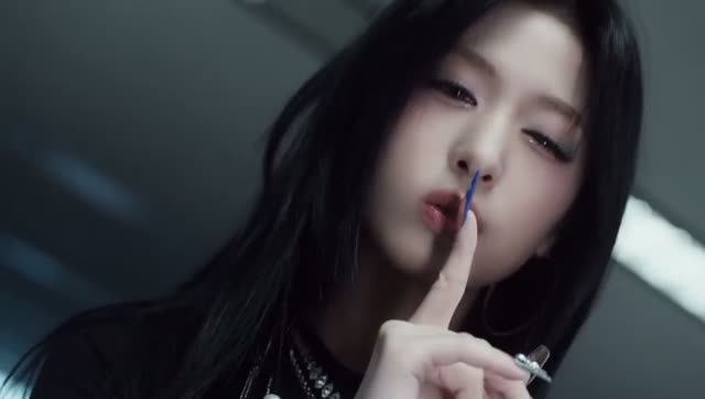 BABYMONSTER 'Sugar honey ice tea' Official MV смотреть онлайн