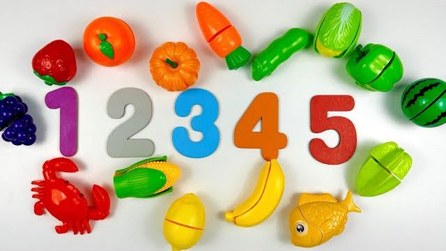 Учим ЦИФРЫ от 1 до 5 Учимся Считать с Фруктами на Липучках смотреть онлайн