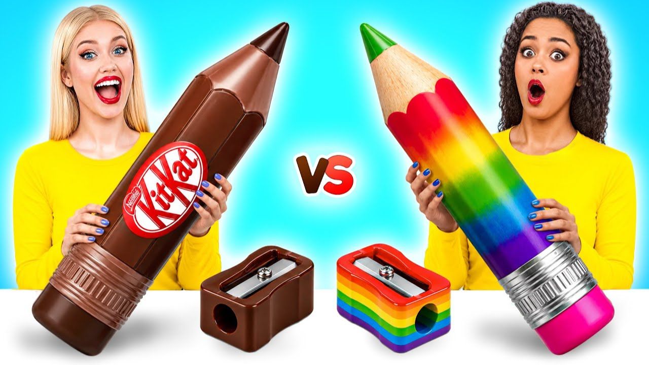 Челлендж. Шоколадная Еда vs Настоящая еда. Удивительные Кухонные Трюки смотреть онлайн