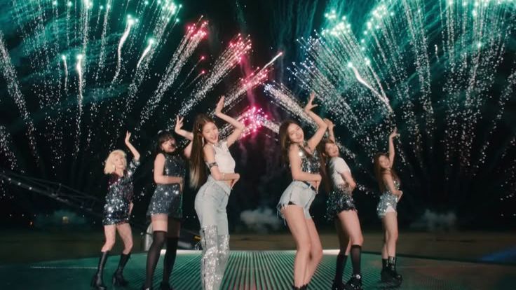 "AFTER LIKE" IVE MV смотреть онлайн