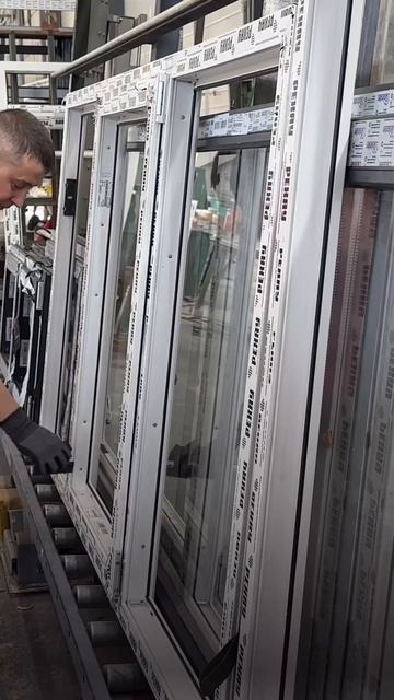 Заплатил 60к за пластиковые окна, а из них начало дуть