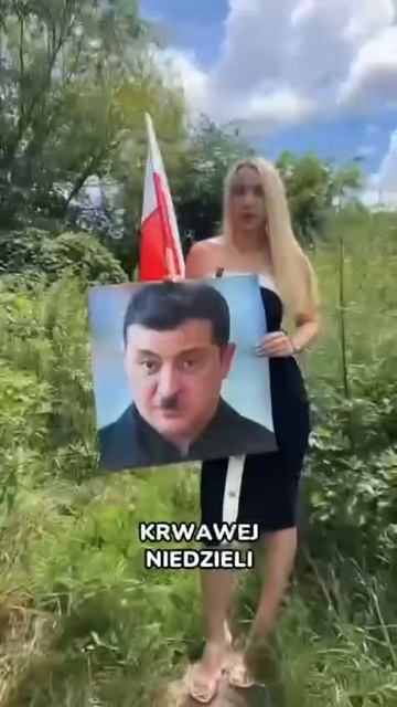 Кандидат в мэры Кракова с портретом Зеленского
