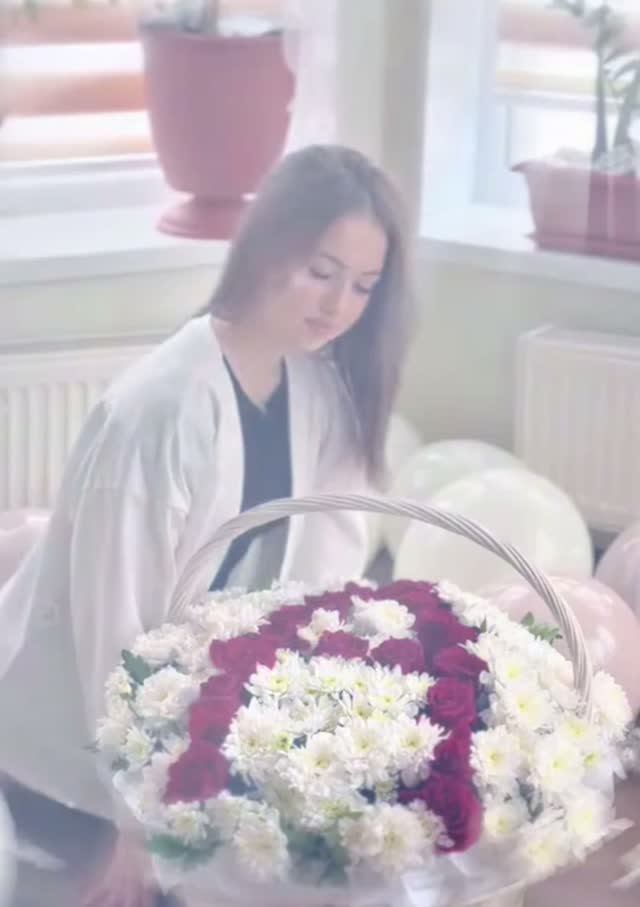 01 - Анне Драгу исполнился 21 год