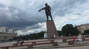 Квартира на Московской. Продажа трешки у метро