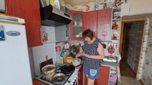 Немного закупились//Сегодня у нас УХА и СЫРНИКИ//На огороде//