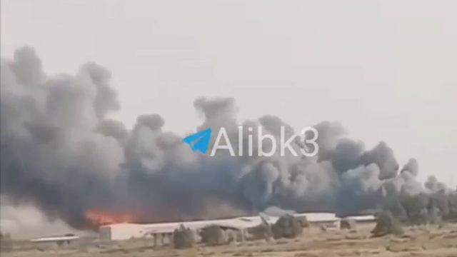 Сообщают, что иранские ракетчики подловили около пяти американских установок РСЗО «Химарс» в Кувейте смотреть онлайн