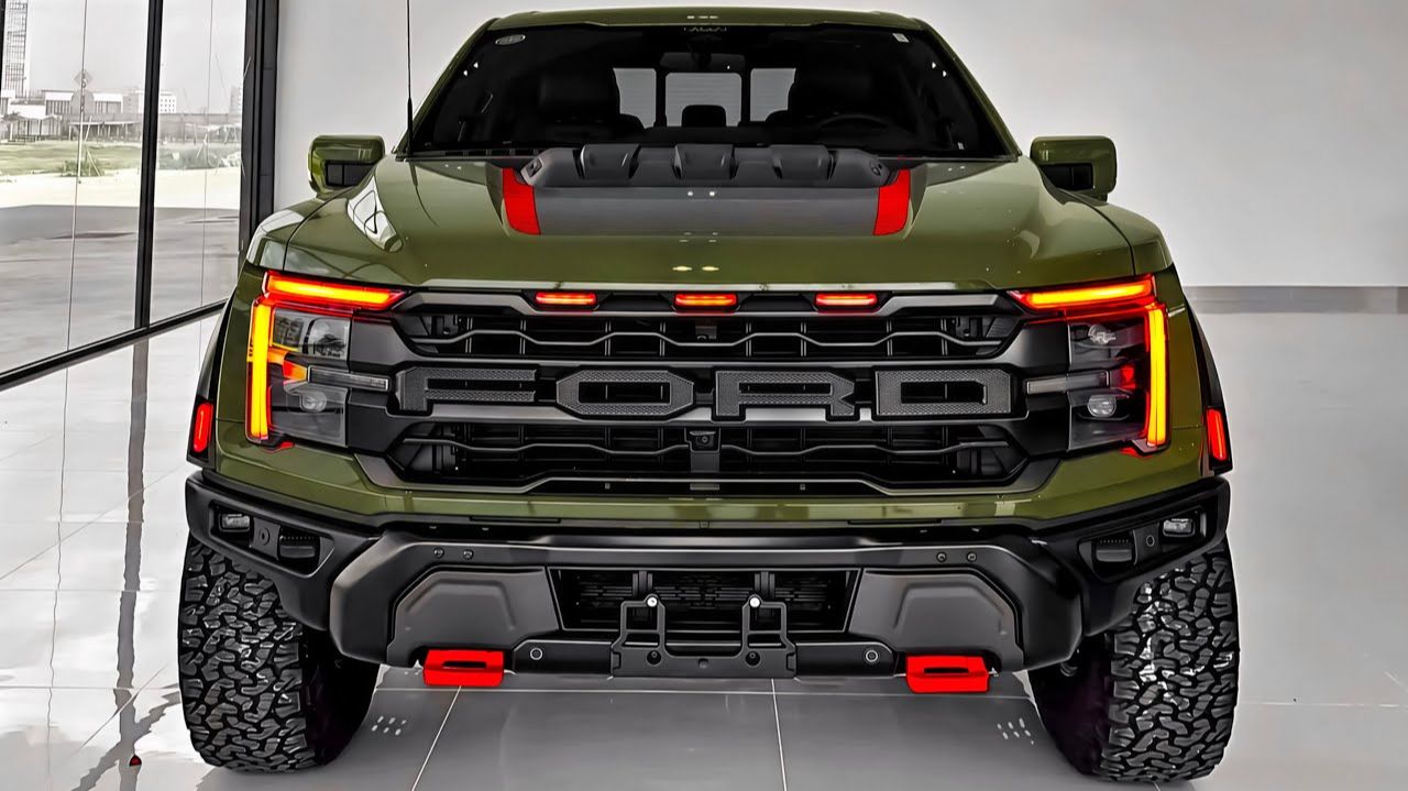 Ford F-150 Raptor 2026 года — цвет Shelter Green, интерьер и экстерьер смотреть онлайн