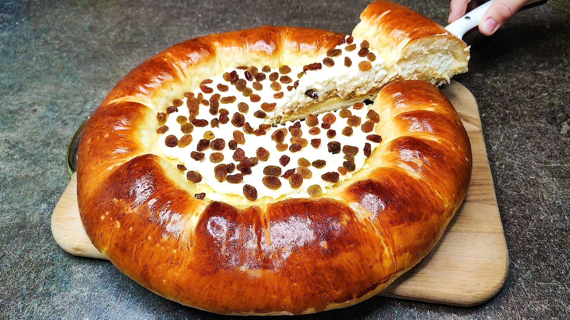 Шикарный творожный пирог, который остается мягким даже на 2 день🤤🍰 смотреть онлайн