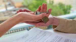 Договор, залог, опись: как правильно снять или сдать квартиру