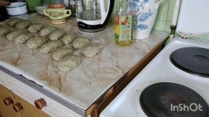 Пришла с прогулки🚶♀️Жарю котлетки.😋👩🍳