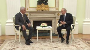 В.Путин с исполняющем обязанности Президента Южной Осетии Марата Камболова, Кремль, 13 июля 2026 г.