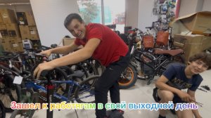 Зашел к работягам в свой выходной день 🥱