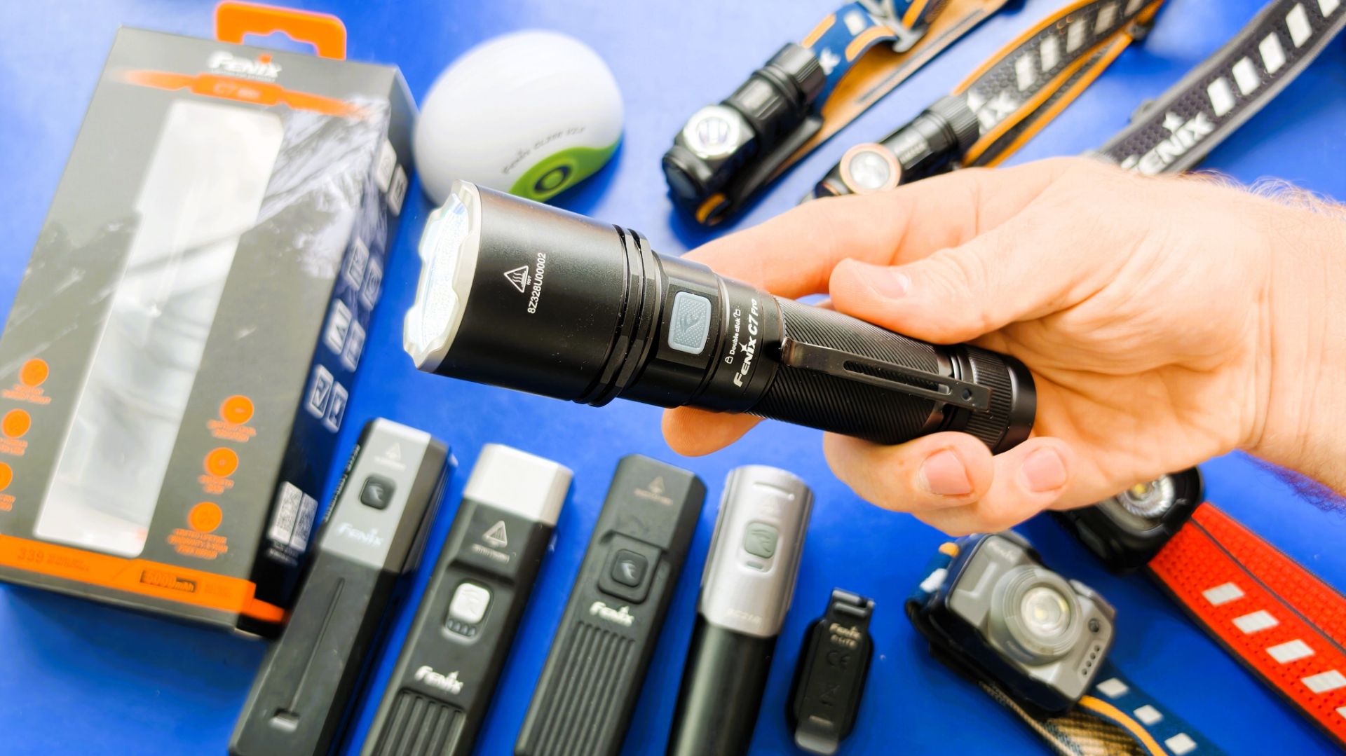 Фонарь Fenix C7 Pro 4600 Лм #unboxing #fishing #bushcraft #hunting #survival #tactical #flashlight смотреть онлайн