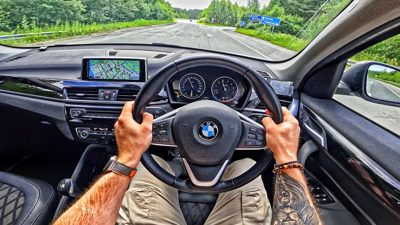 2017 BMW X1 1.5 AT - POV ТЕСТ-ДРАЙВ смотреть онлайн