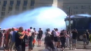 Безумная Жара по Всему Миру: Моменты, Попавшие на Камеру