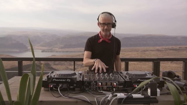 Above & Beyond Deep Warm Up Set | ABGT250 Live at The Gorge Amphitheatre, WA