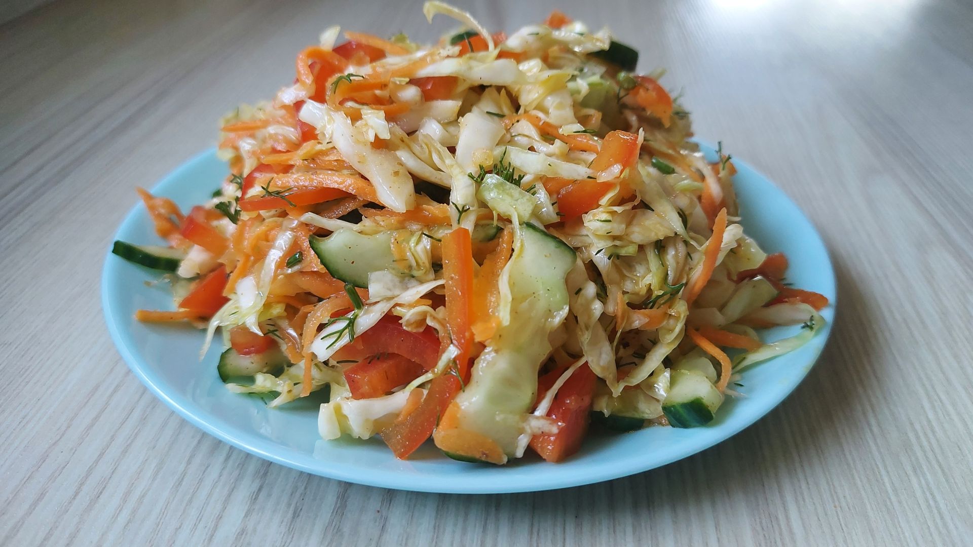 ВКУСНЕЙШИЙ САЛАТ ИЗ КАПУСТЫ! ЛЕТНИЙ САЛАТ-ОЧЕНЬ ПРОСТОЙ РЕЦЕПТ!
