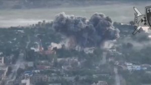 Трехтонна бiмба упала в Орехово на Запорожским фронте

Страшно красиво!