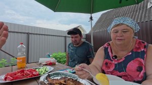 Застряла в кустах еле выбралась. Пожарили рыбку на мангале и вкусно покушали.