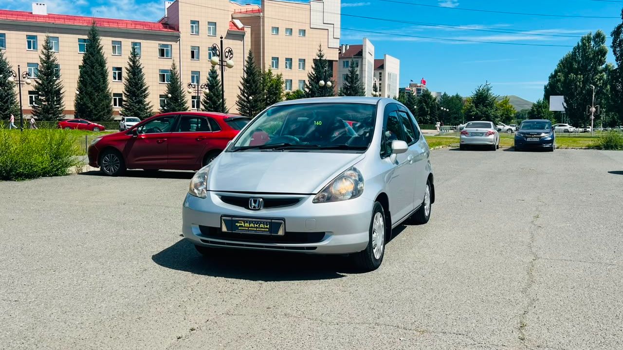 Honda Fit, 2002 год смотреть онлайн