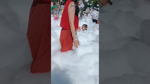 пенная РАДОСТЬ для всех смотреть онлайн
