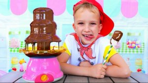 🍿 Влад и Ники играют в поваров с игрушечной кухней