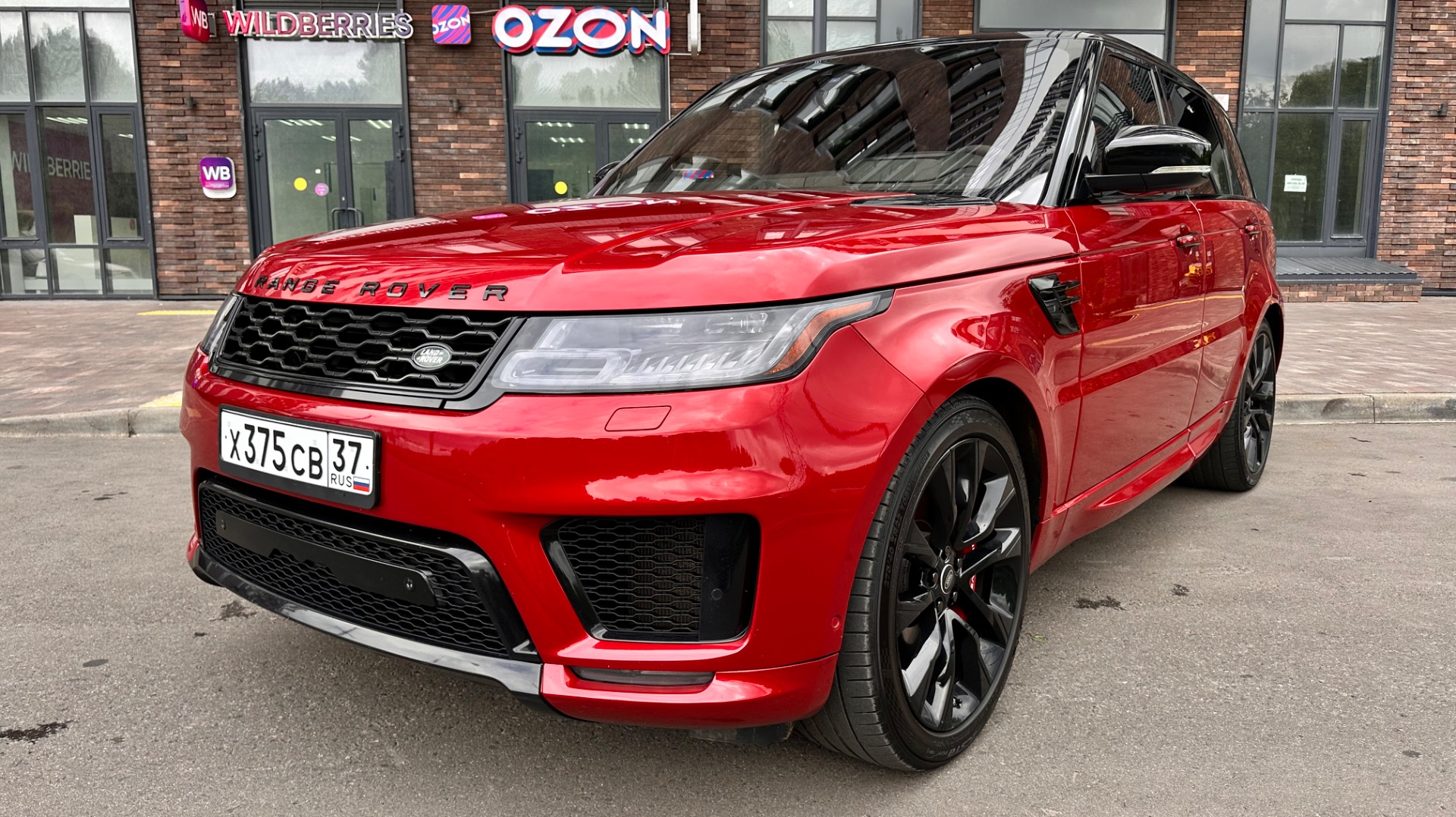 Видео замеров ЛКП Range Rover Sport HST толщиномером смотреть онлайн