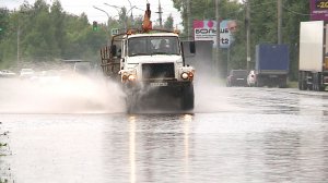 (Рыбинск-40) УЛИЦЫ ПРЕВРАТИЛИСЬ В РЕКИ