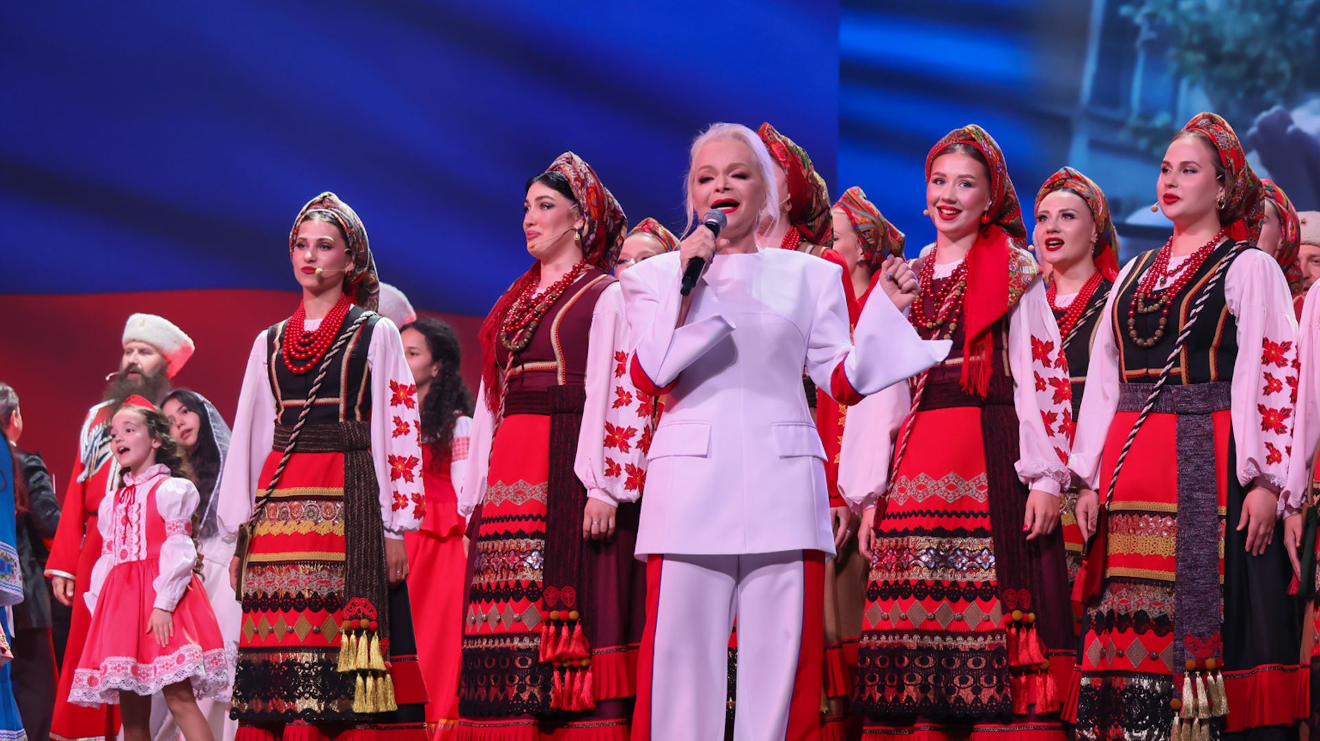 «Мы народы России». Лариса Долина  День семьи, любви и верности 2026
