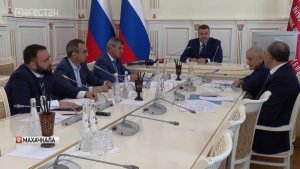 Развитие технологий ИИ в регионе обсудили на совещании у руководителя Дагестана