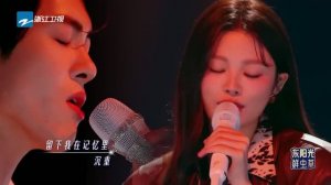 Вечерний ветер на углу улицы (Live) — Цзэн Шуньси / Яо Сяотан