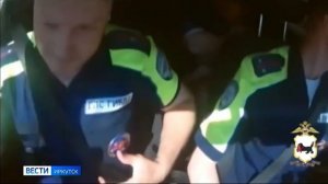 Сотрудники ГАИ помогли спасти шестилетнюю девочку на трассе между Усть-Илимском и Братском