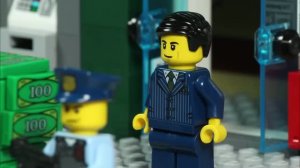 Авария Инкассаторов ЛЕГО! Воришки крадут золото 💰 Неудачное Ограбление Банка Мультфильм