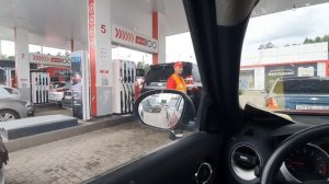 Ура!!! Заправилась.  Едем путешествовать.