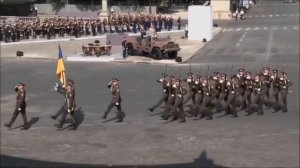 ВСУшники в Париже на параде в честь Дня взятия Бастилии.