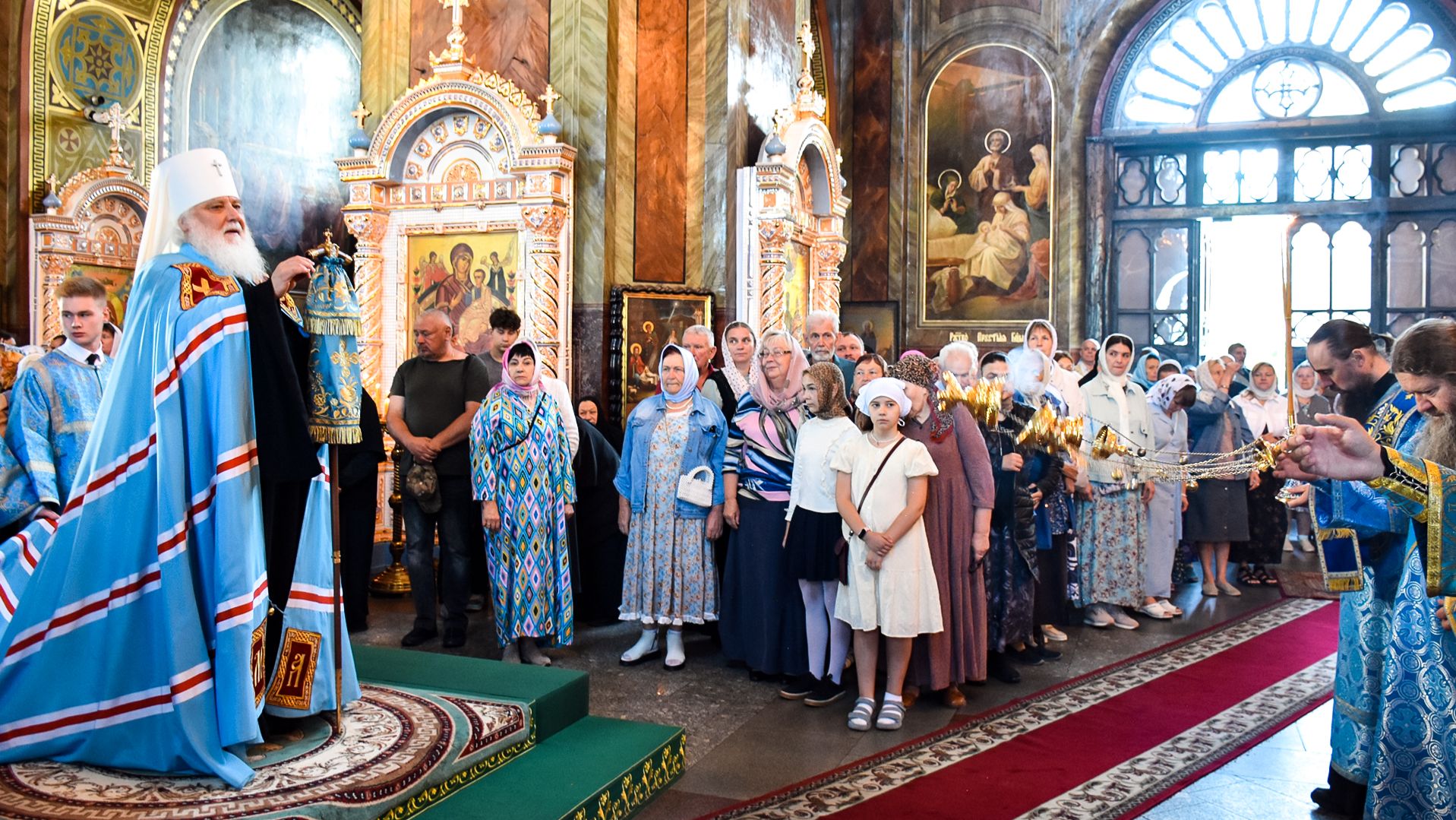 Крепче Вера и в помощь Бог!