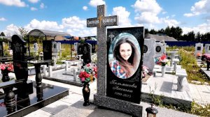 ЭТИ МОГИЛЫ ПОРАЖАЮТ... Богатство, слава и слишком короткая жизнь