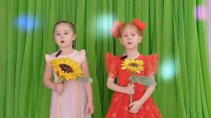 «Солнышко», Исполняет: Дуэт «Солнышко», 5лет