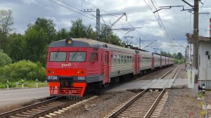 ЭТ2М 090 сообщением Любань - Санкт-Петербург на станции Колпино