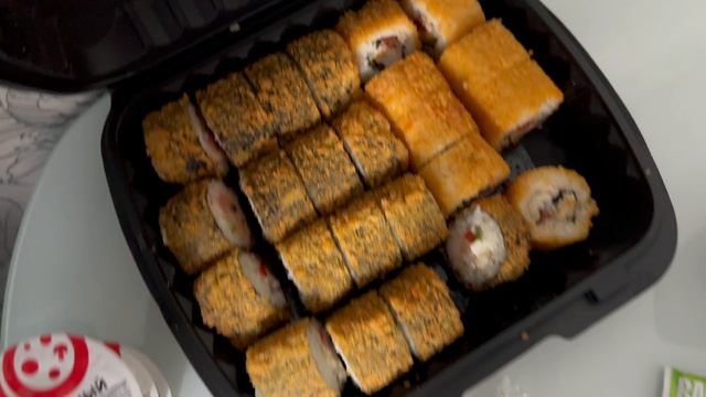 Мамский влог с пятимесячной дочей  др сына  снова отдых в Топорне  я заболела?!??