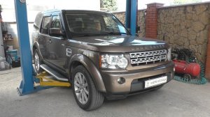 Замена клапанных блоков пневмоподвески на Land Rover Discovery 4 Ленд Ровер Дискавери 4 2011