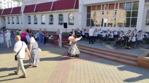 Брест. 10 сезон музыкальных вечеров на Советской в Бресте. Олег и Лариса Папазовы Нон-Стоп