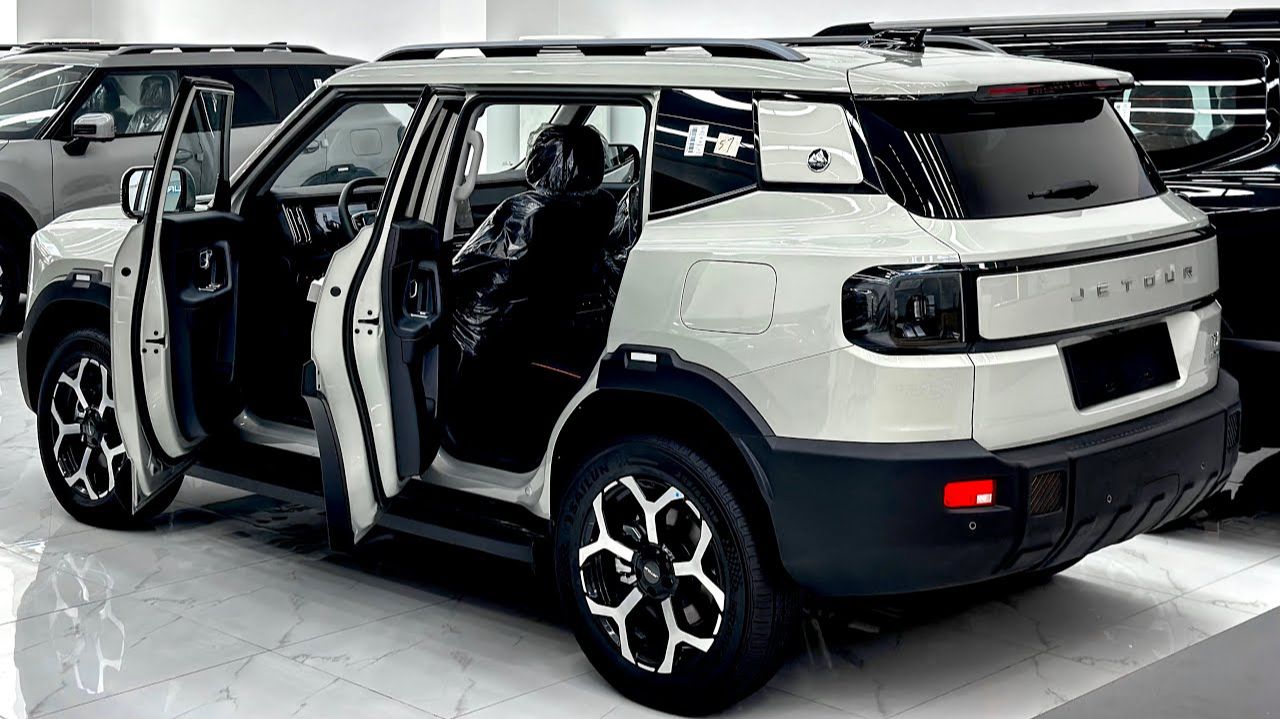 Новый Jetour T1 PHEV: комфорт премиального подзаряжаемого гибридного внедорожника — подробный обзор смотреть онлайн