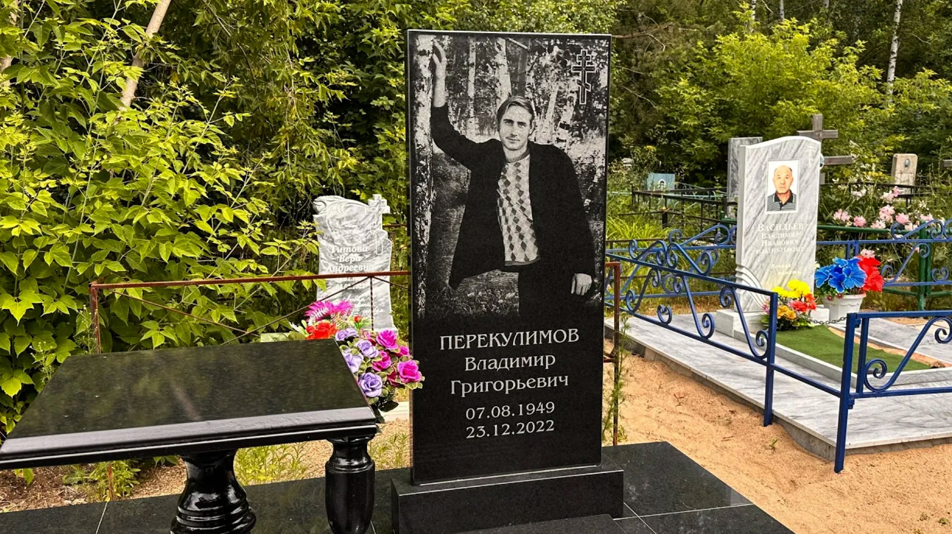 ОН МОГ КУПИТЬ ВСЁ... НО НЕ ЕЩЁ ОДИН ДЕНЬ ЖИЗНИ смотреть онлайн
