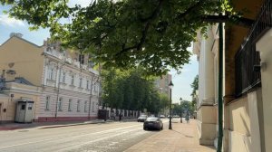 Прогулка по Патриаршим без слов 😌 Настоящая Москва и красивые девушки